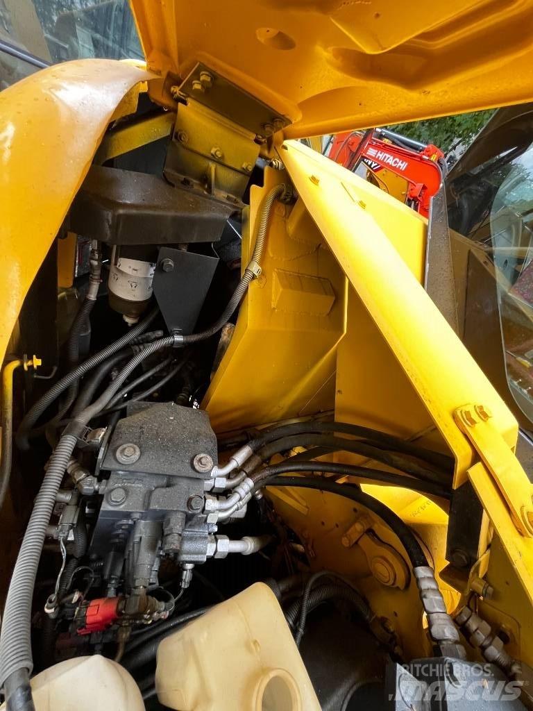Komatsu PC78US-8 Escavadoras de rastos