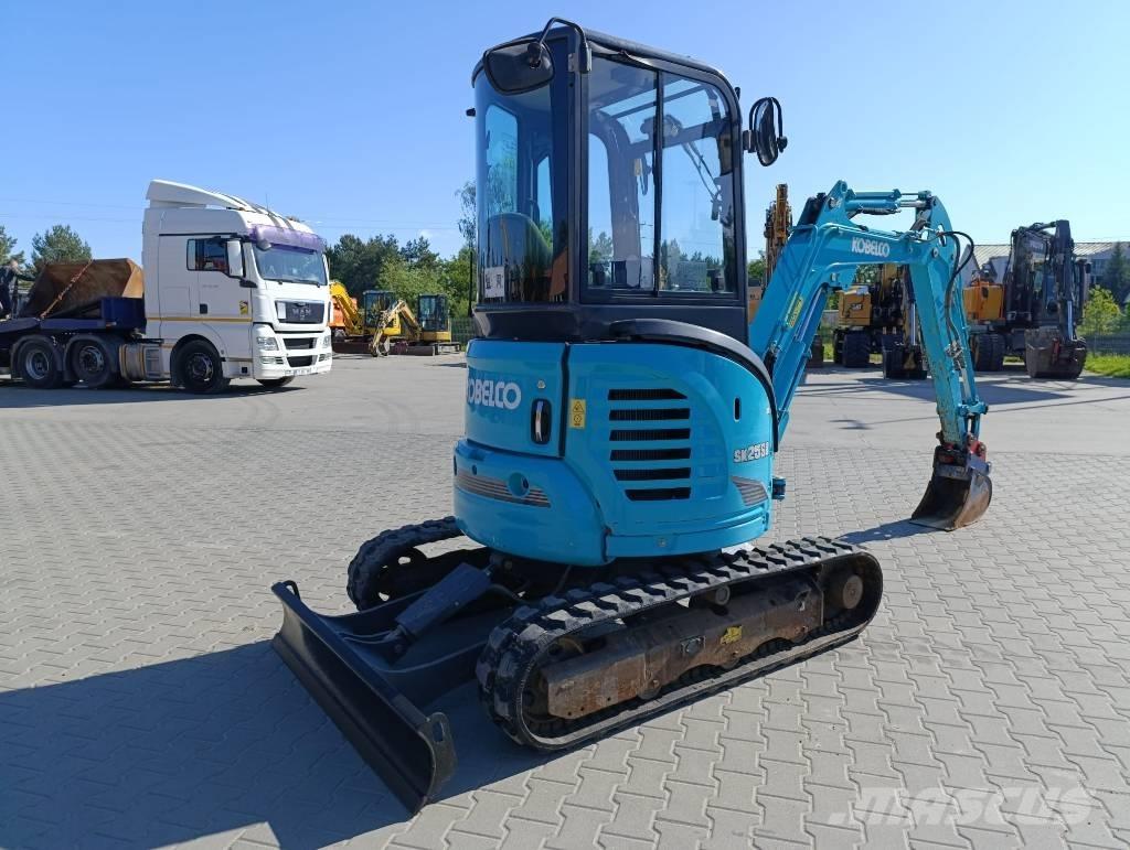 Kobelco SK25SR-6 Mini Escavadoras <7t