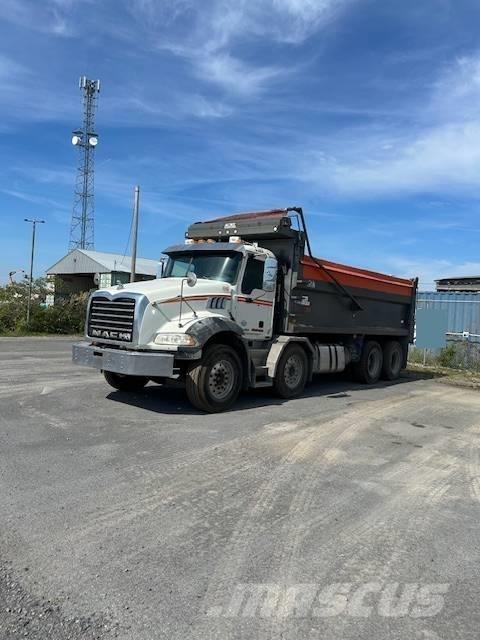 Mack GU813 Camiões basculantes