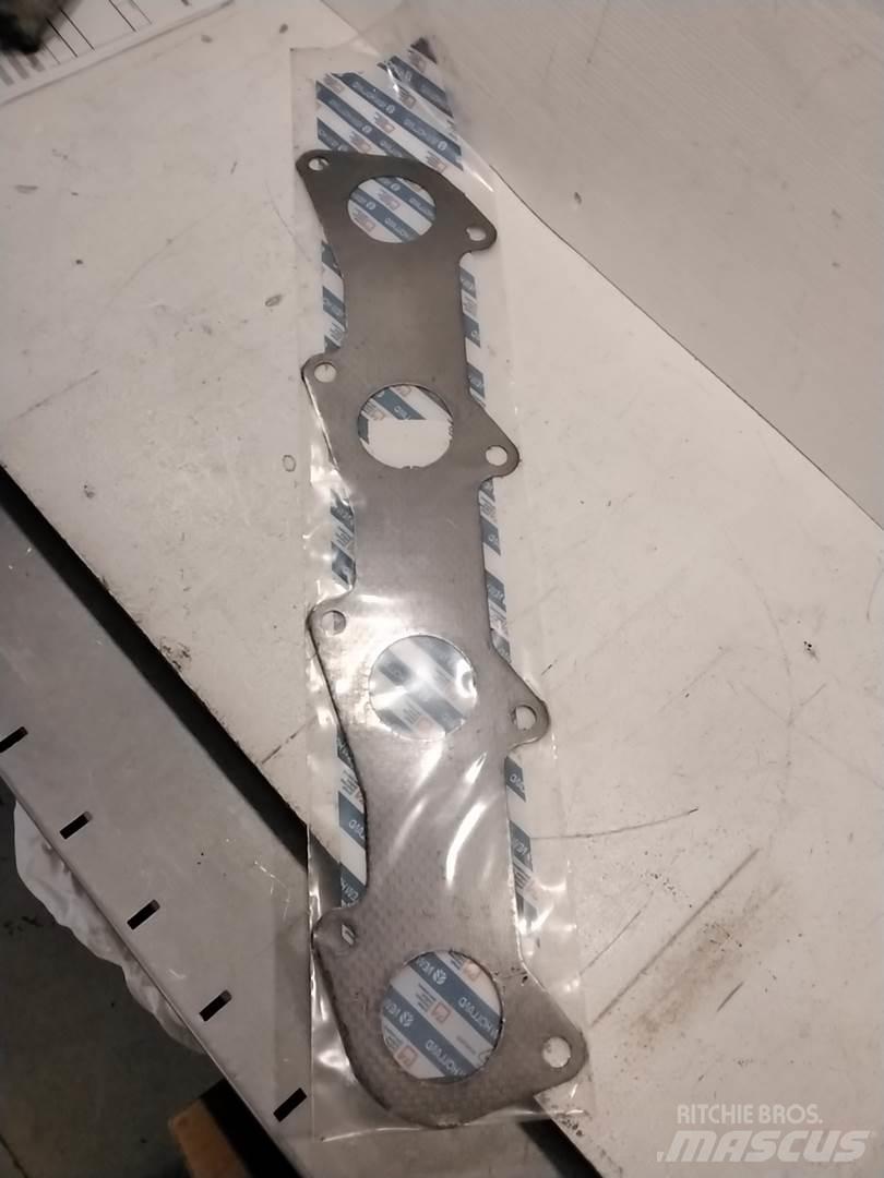 Ford 83999221 NH Motores