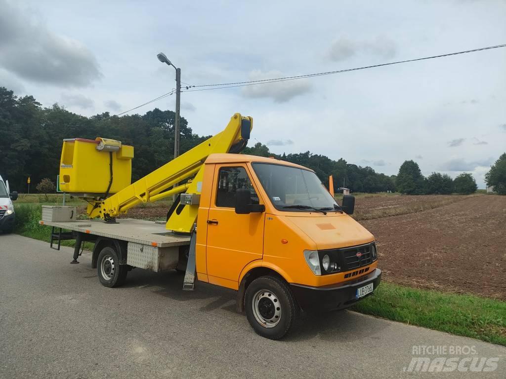 FS Lublin 3 Plataformas aéreas montadas em camião
