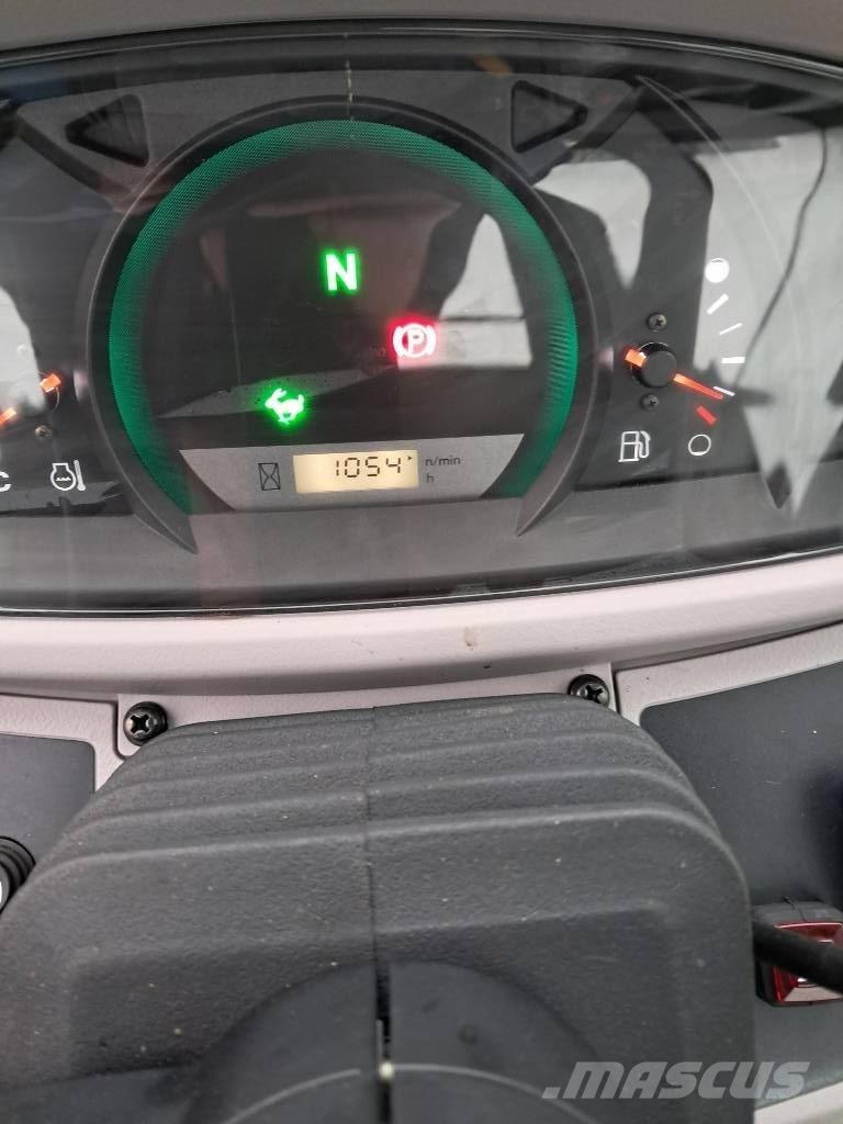 Kubota R 090 Pás carregadoras de rodas