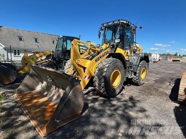 Komatsu WA200-8 Pás carregadoras de rodas