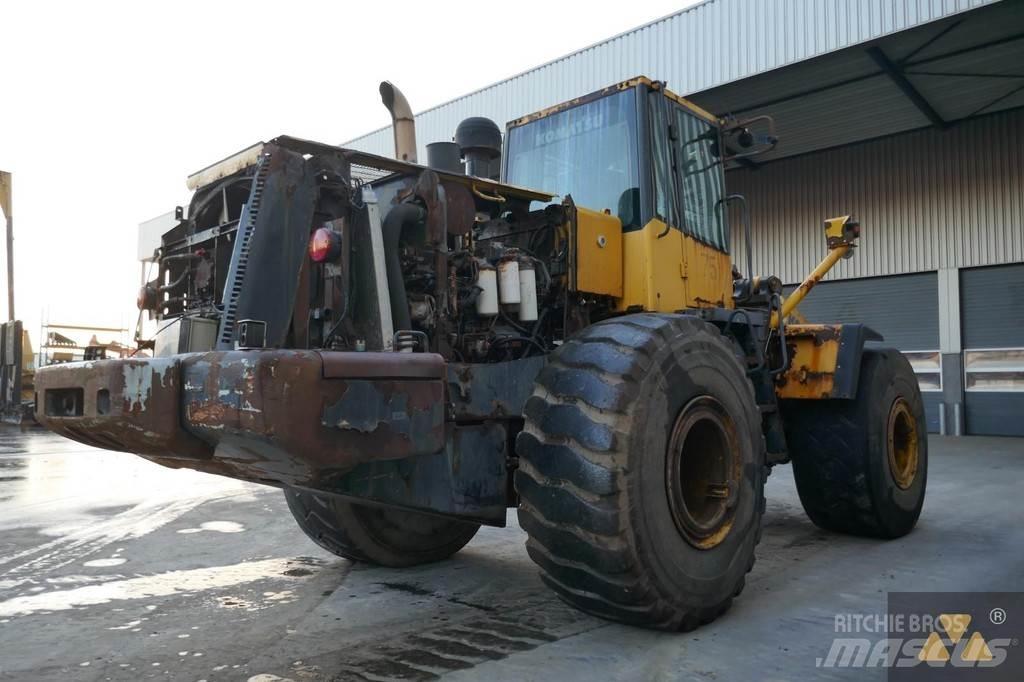 Komatsu WA470-6 Pás carregadoras de rodas
