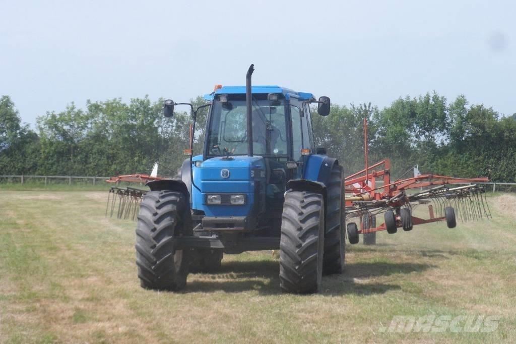 New Holland 8340 Tratores Agrícolas usados