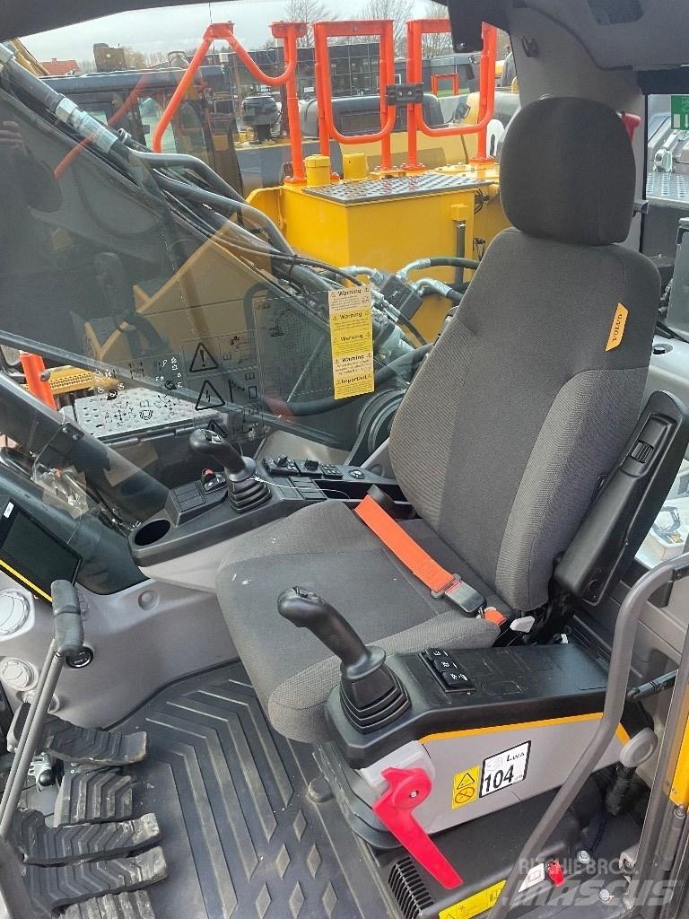 Volvo EC250EL Escavadoras de rastos