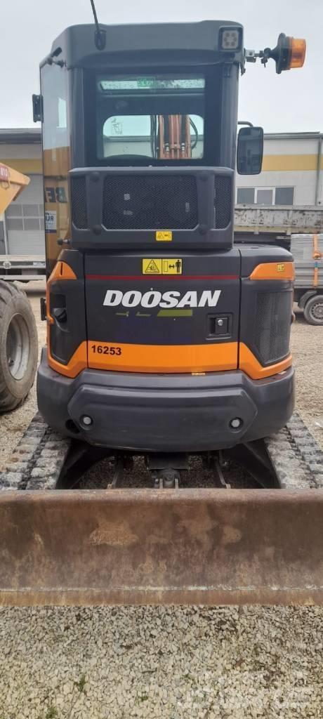 Develon DX 35 Z-7 Mini Escavadoras <7t