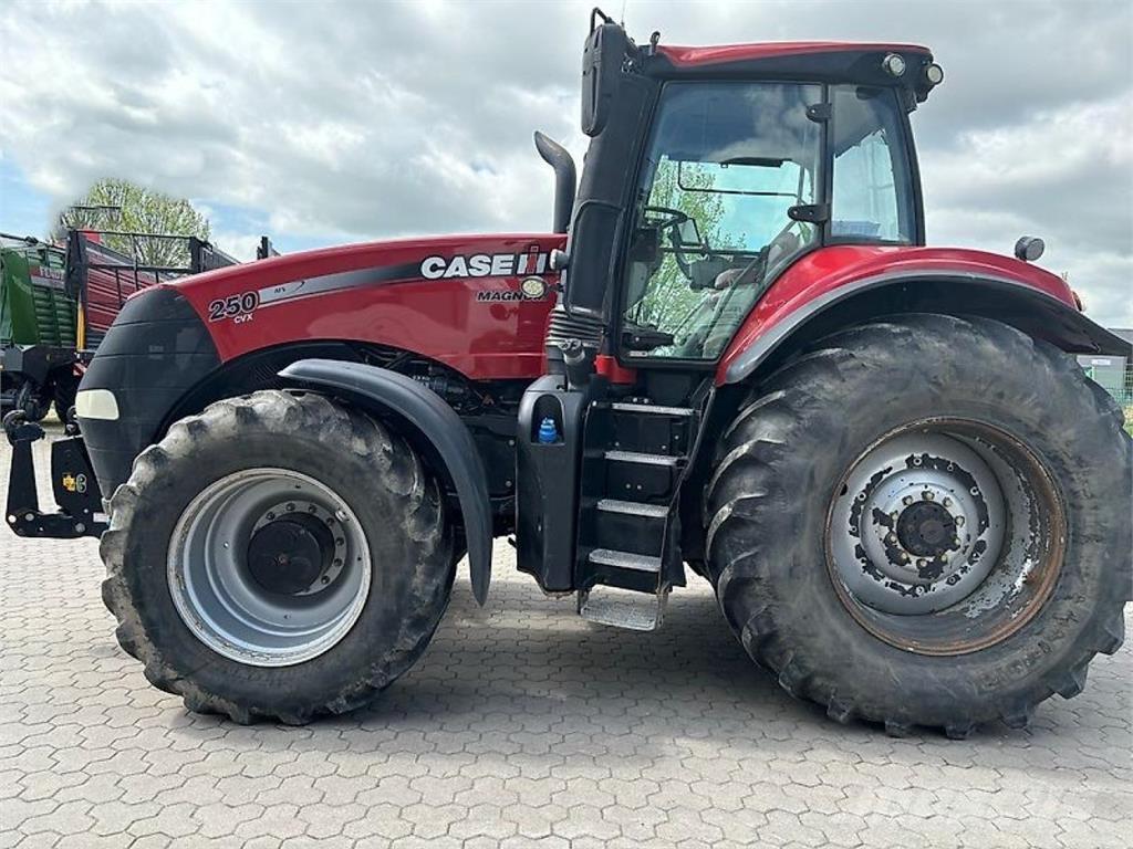 Case IH IH CVX 310 Tratores Agrícolas usados