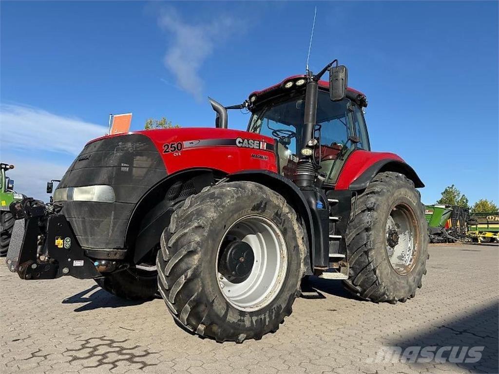Case IH IH CVX 310 Tratores Agrícolas usados