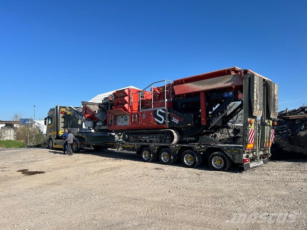 SBM Remax 300 Britadores móveis