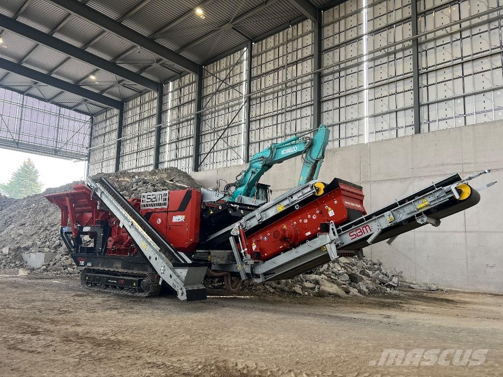 SBM Remax 300 Britadores móveis