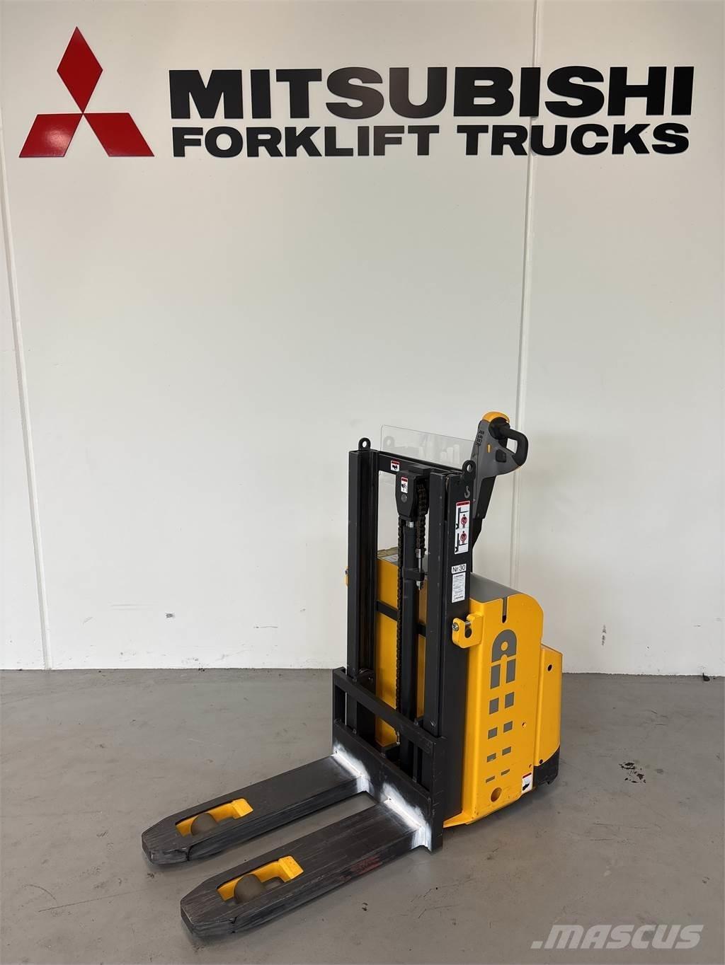 Atlet PSL125 Empilhador para operador externo