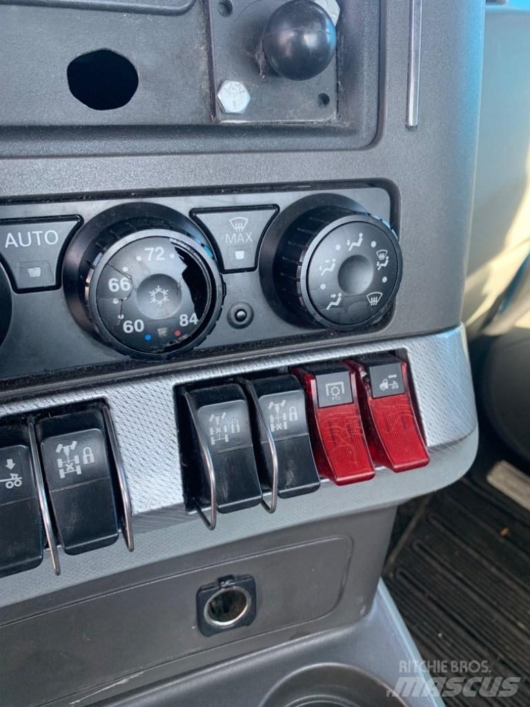 Kenworth T-880 Tractores (camiões)