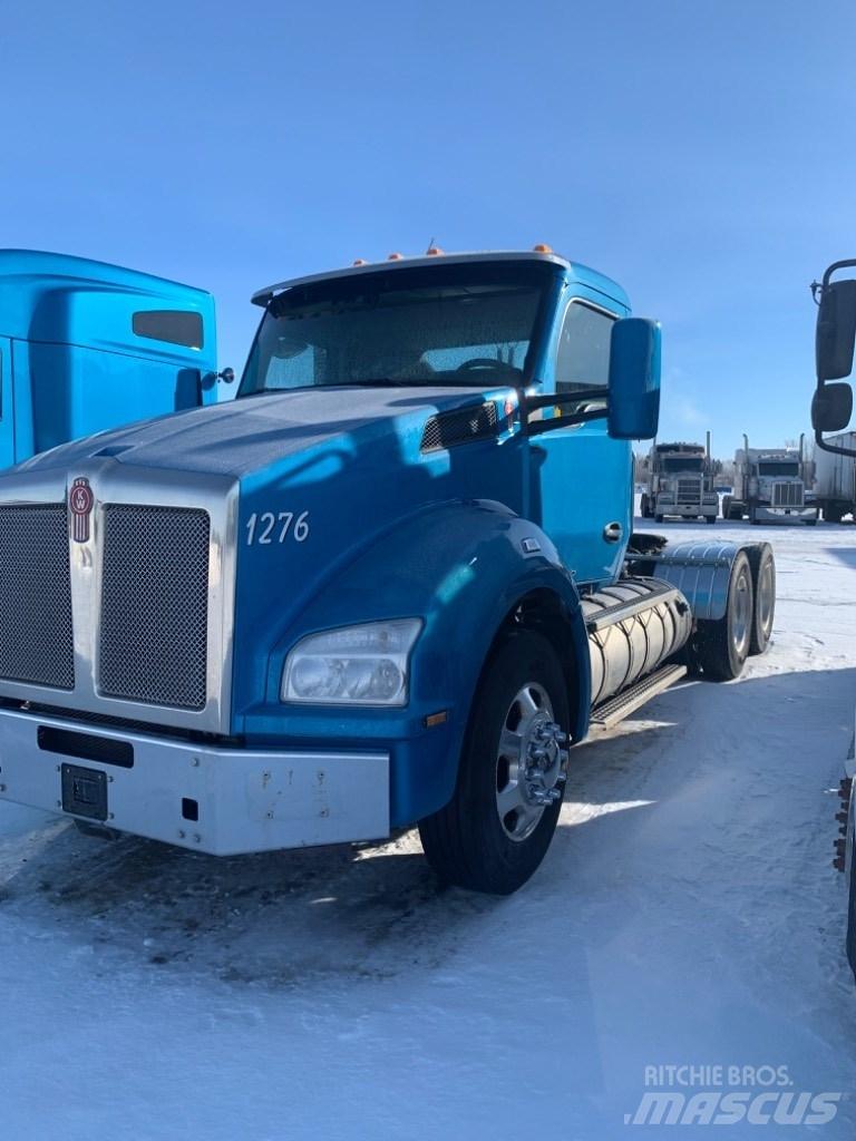 Kenworth T-880 Tractores (camiões)