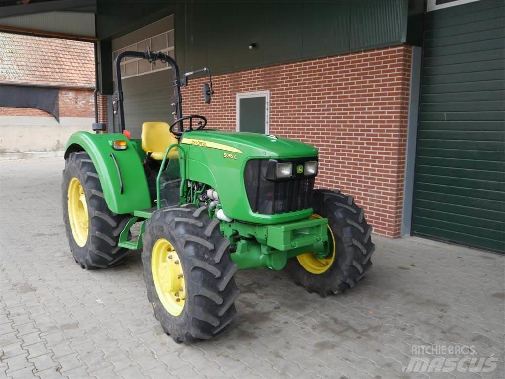 John Deere 5065E Tratores Agrícolas usados