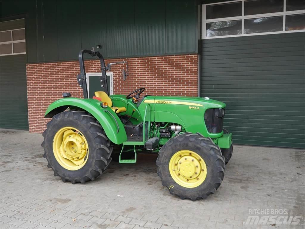 John Deere 5065E Tratores Agrícolas usados