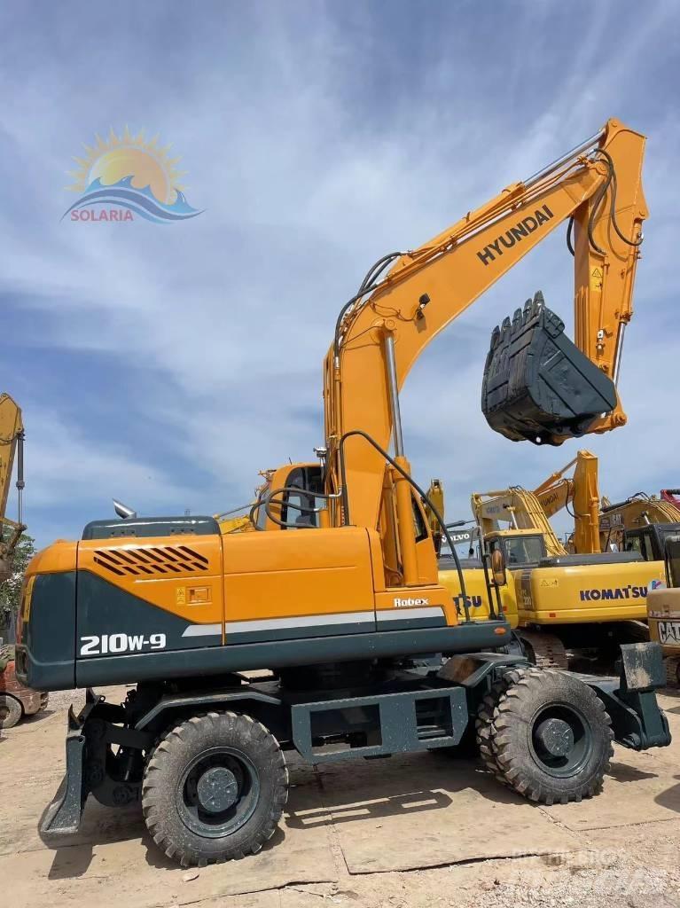Hyundai R210W-9 Escavadoras de rodas