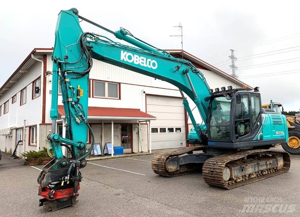 Kobelco SK210LC-10 Escavadoras de rastos