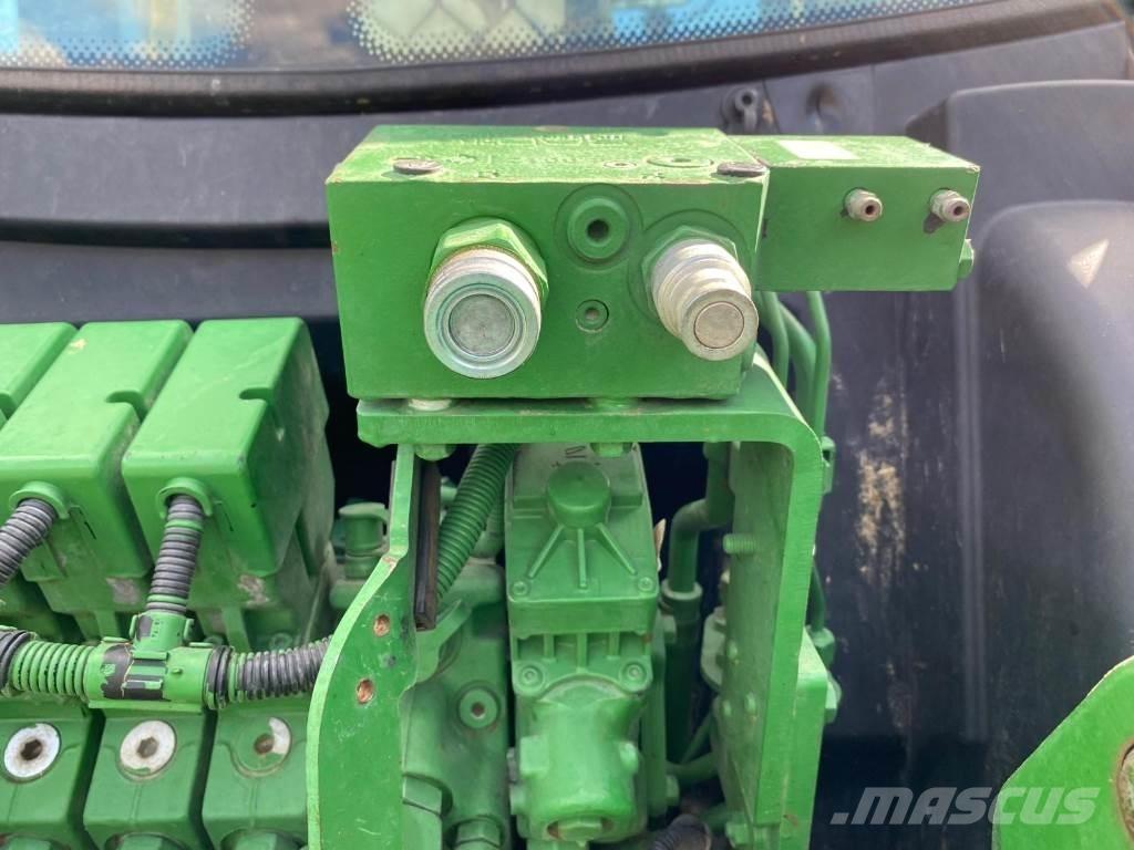John Deere 6130 R Tratores Agrícolas usados