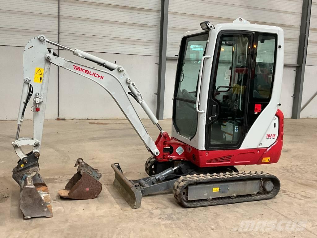Takeuchi TB 216 Mini Escavadoras <7t