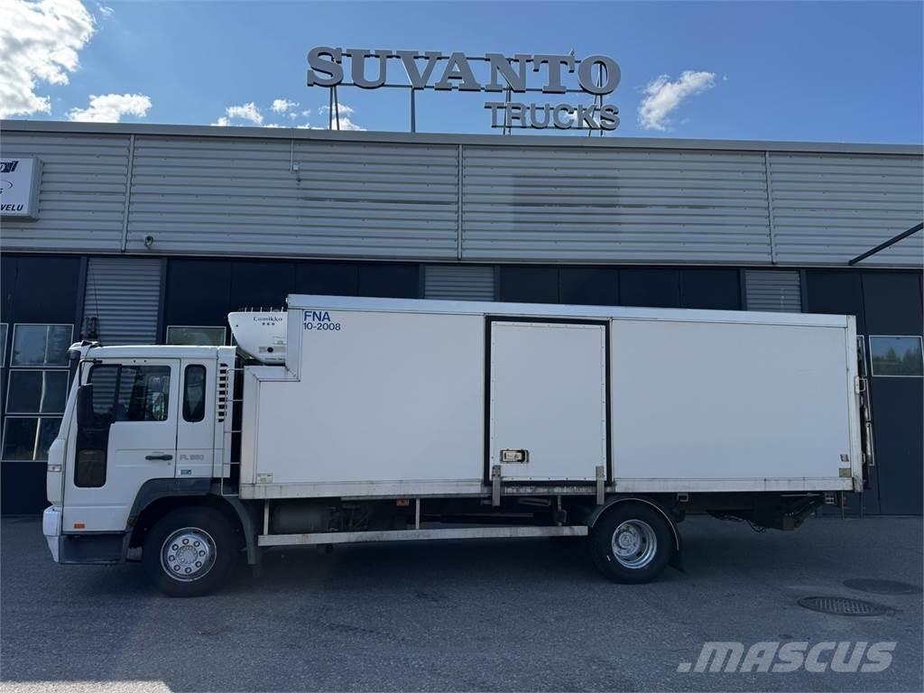 Volvo FL220 Camiões de caixa fechada