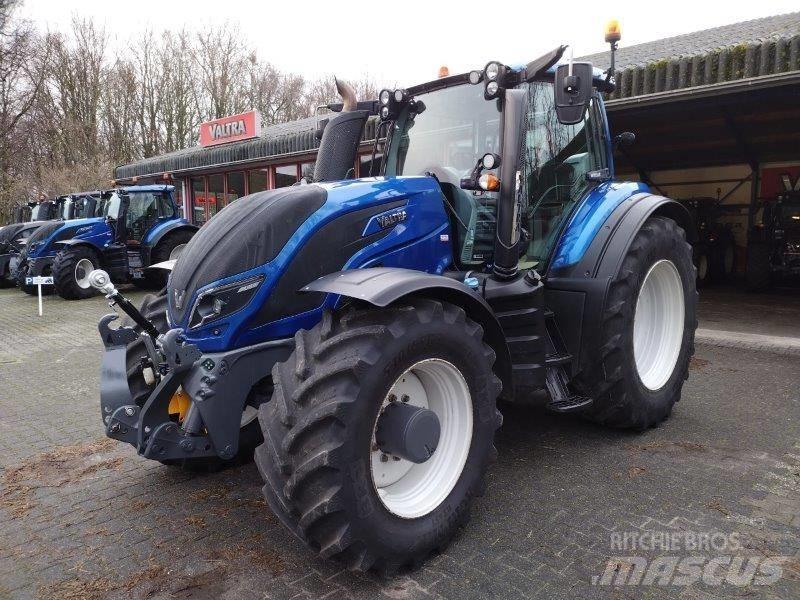 Valtra T234 D Tratores Agrícolas usados
