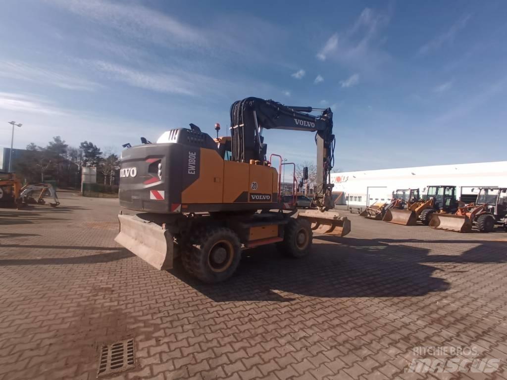 Volvo EW 180 E Escavadoras de rodas