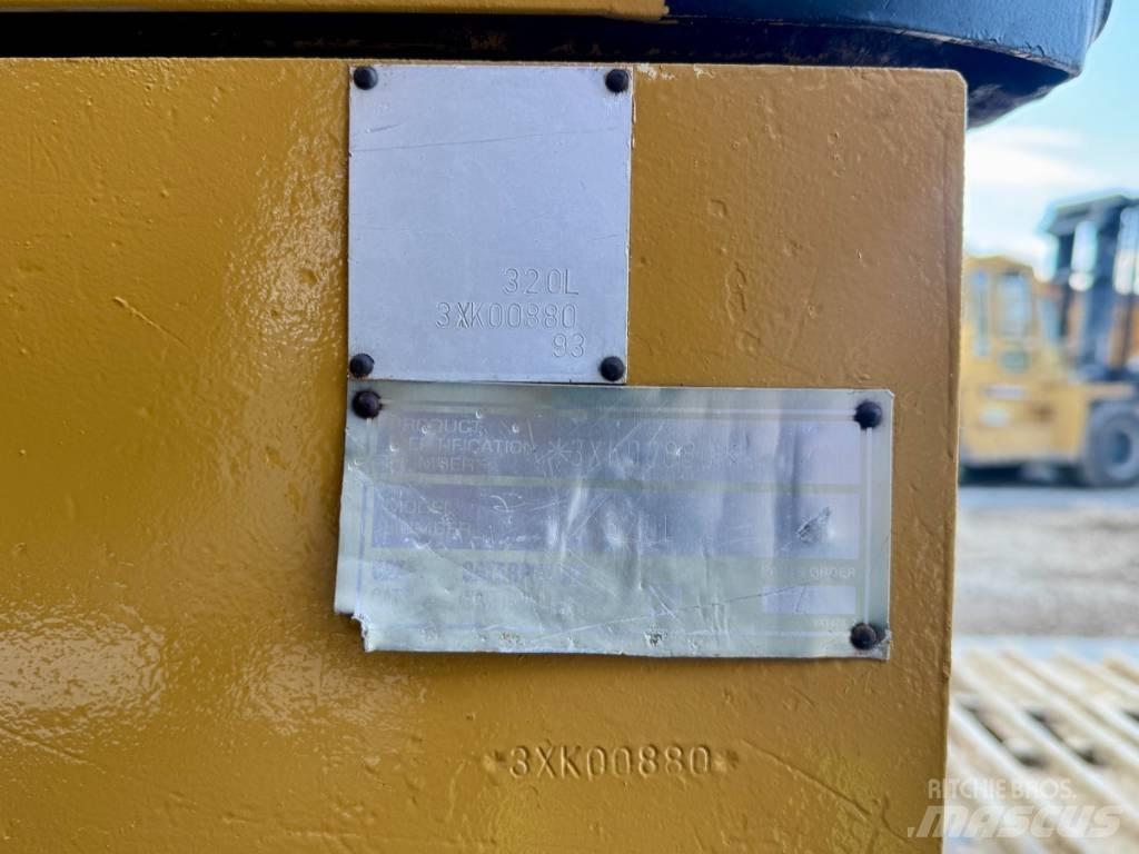 CAT 320 L Escavadoras de rastos