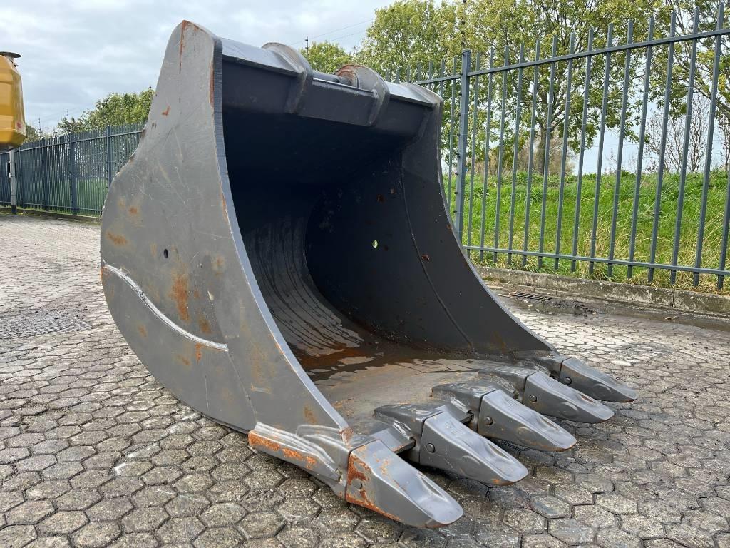 Volvo EC355 Bucket Baldes