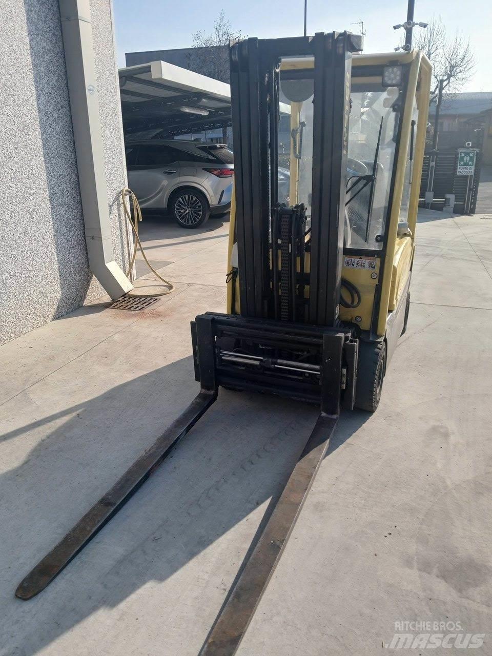 Hyster J1.6XNMWB Empilhadores eléctricos