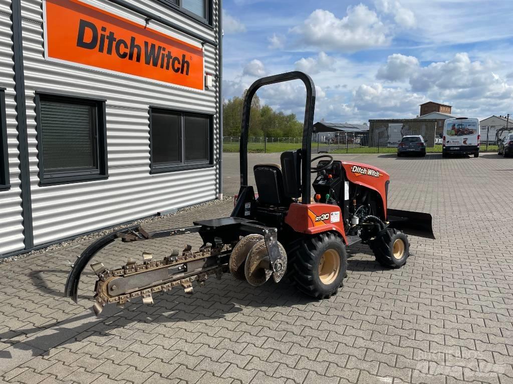 Ditch Witch RT 30 Abre-valas