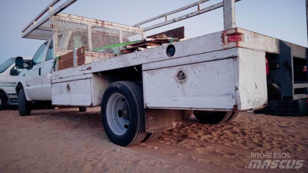 Ford F 550 XL SD Camiões estrado/caixa aberta