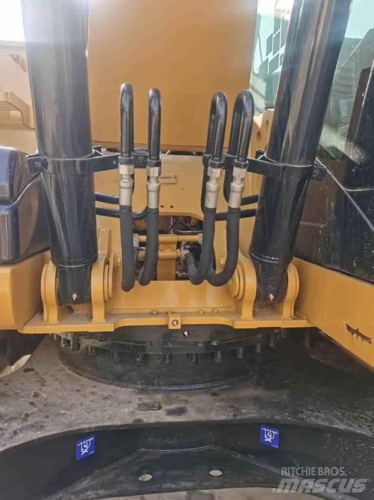 CAT 320d2 Escavadoras de rastos