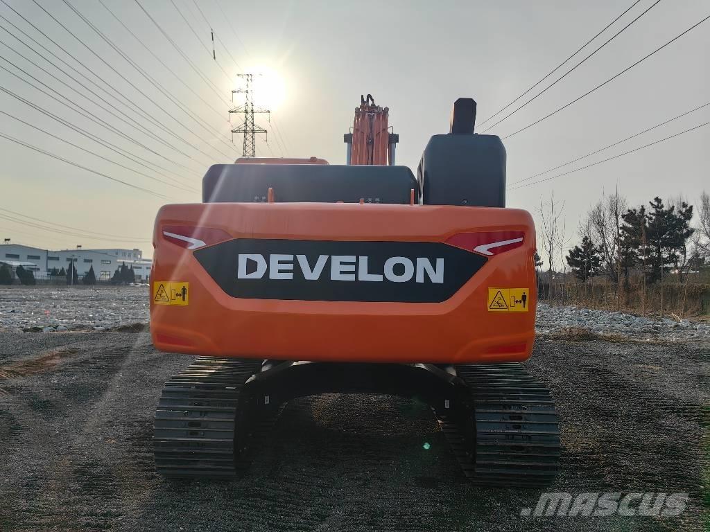 Doosan DX225 Escavadoras de rastos