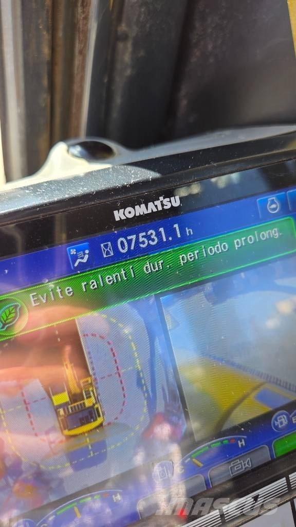 Komatsu PC 210 LC-11 Escavadoras de rastos