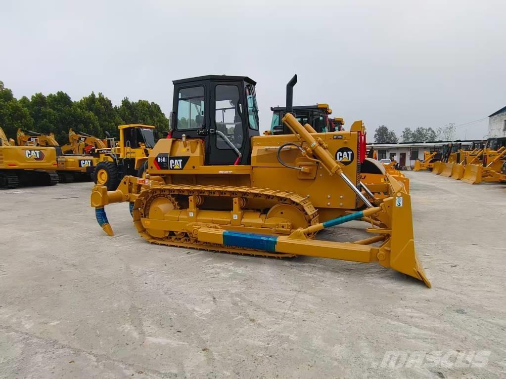 CAT D6G Dozers - Tratores rastos