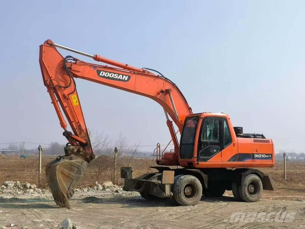 Doosan DH210W-7 Escavadoras de rodas