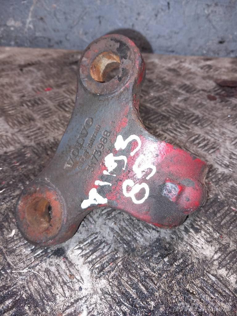 Volvo FH 12 3173988 Chassis e suspensões