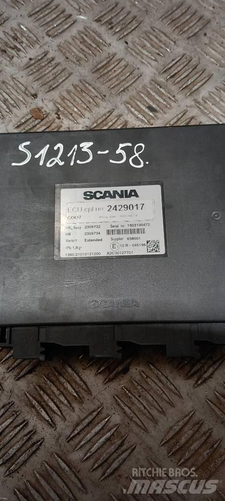 Scania R440  2429017 Electrónica