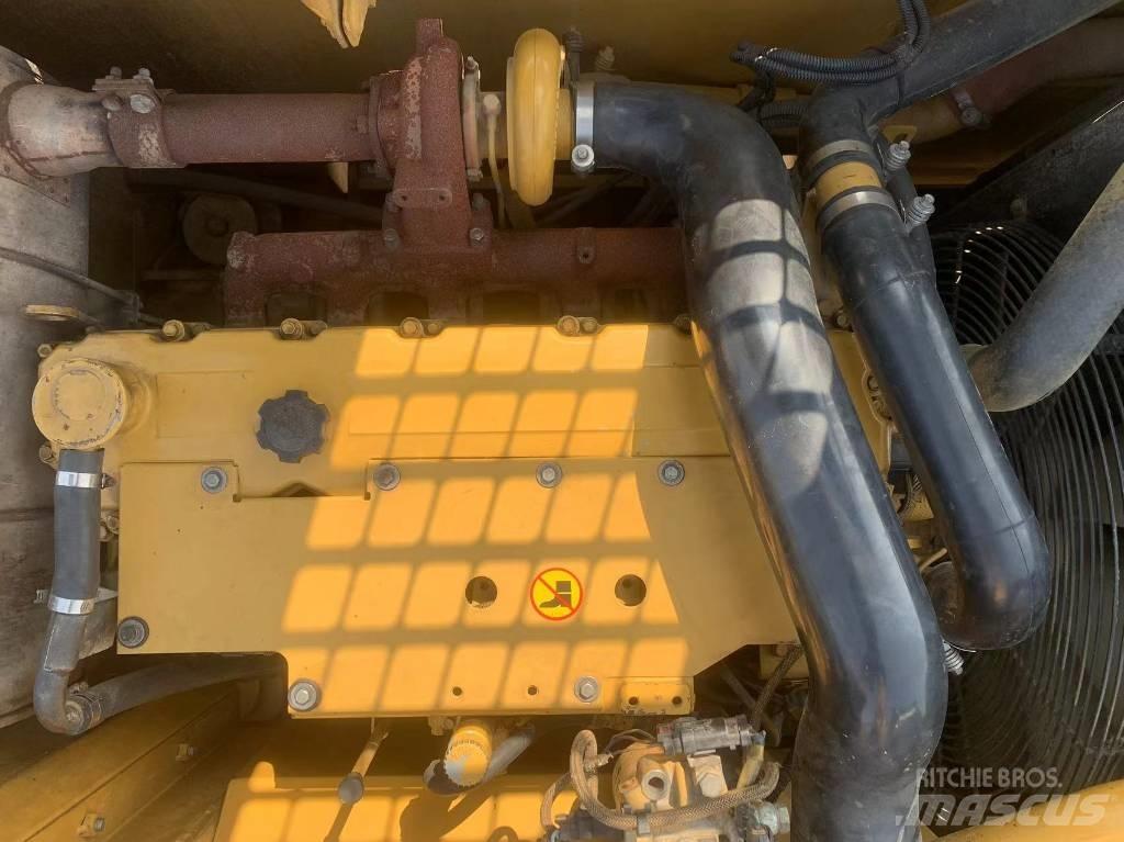 CAT 323 D L Escavadoras de rastos