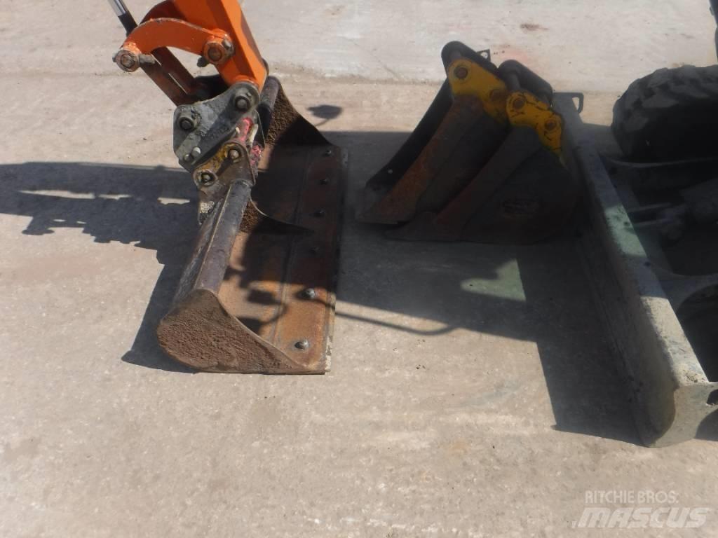 Hitachi ZX 26 U-6 Mini Escavadoras <7t