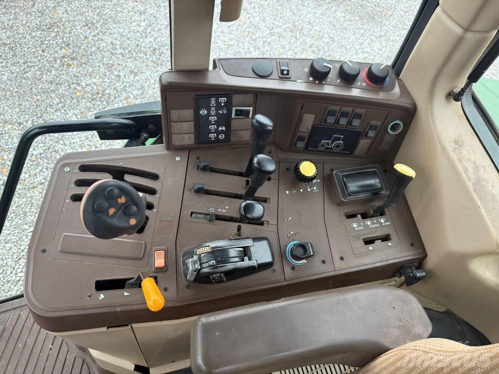 John Deere 6910 Tratores Agrícolas usados