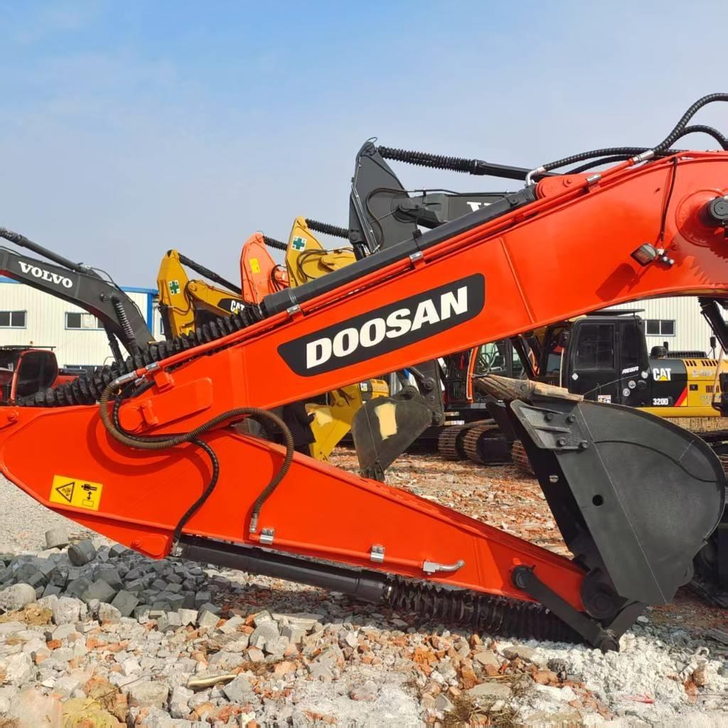 Doosan DX 225 LC Mini Escavadoras <7t