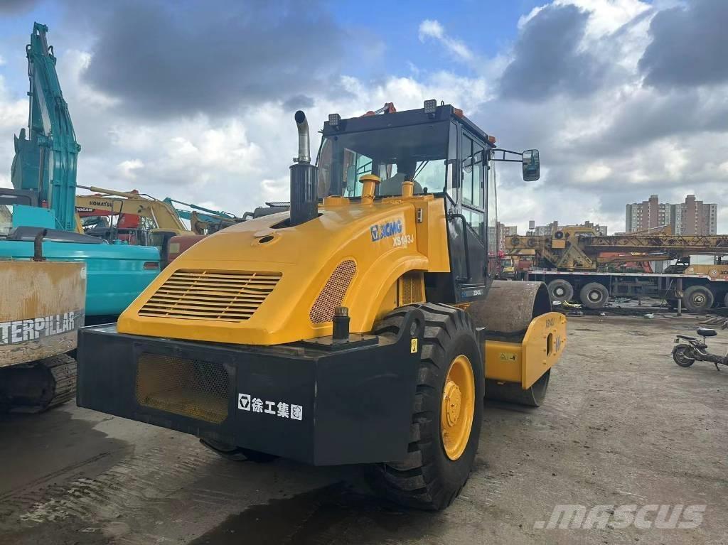 XCMG XS 143 J Cilindros Compactadores monocilíndricos