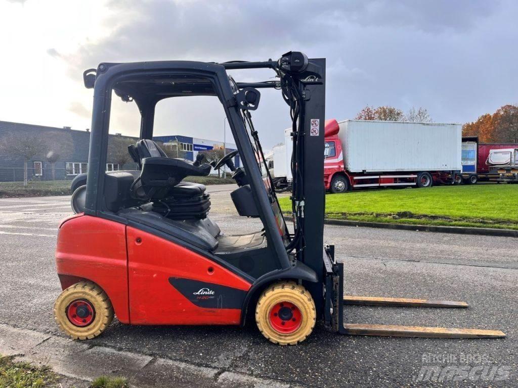 Linde H20T-01 Empilhadores a gás