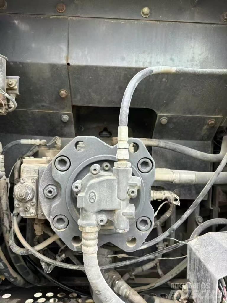 Sumitomo SH 210-5 Escavadoras de rastos