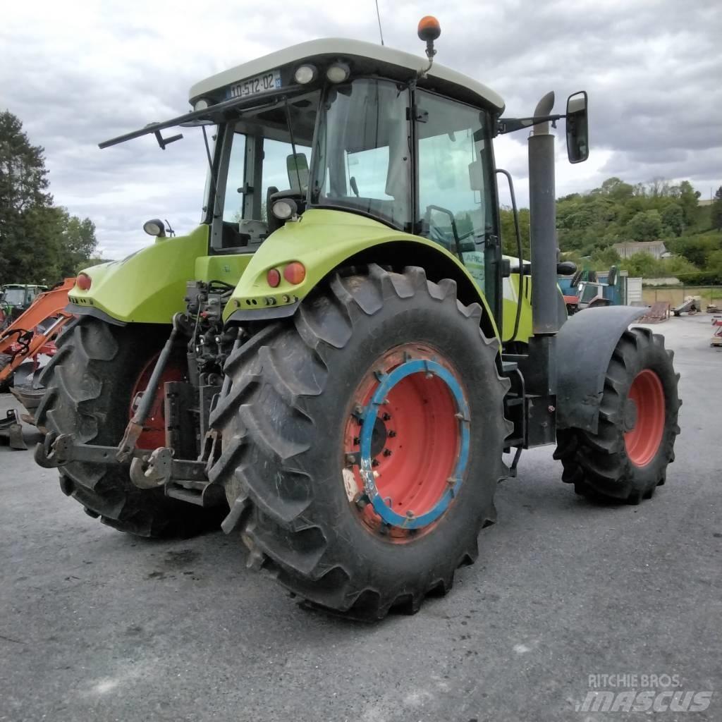 CLAAS Arion 640 Tratores Agrícolas usados