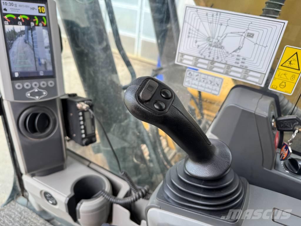 CAT 318 Escavadoras de rastos