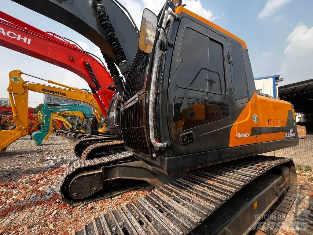 Hyundai HX 220 Escavadoras de rastos