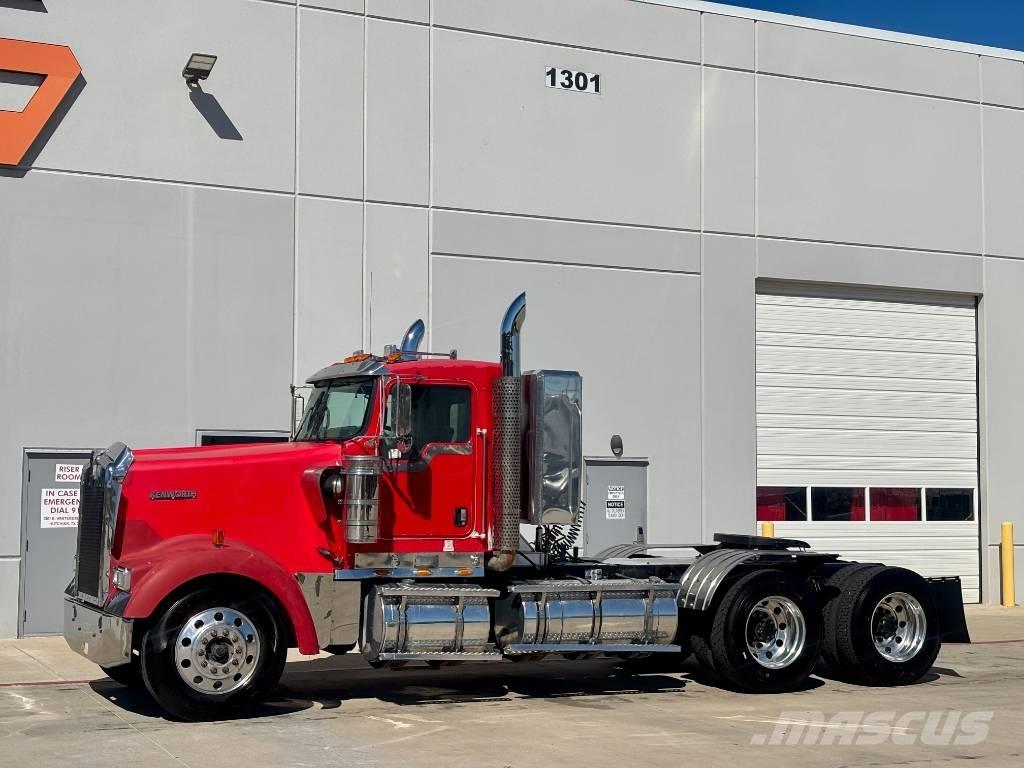 Kenworth W 900 Tractores (camiões)